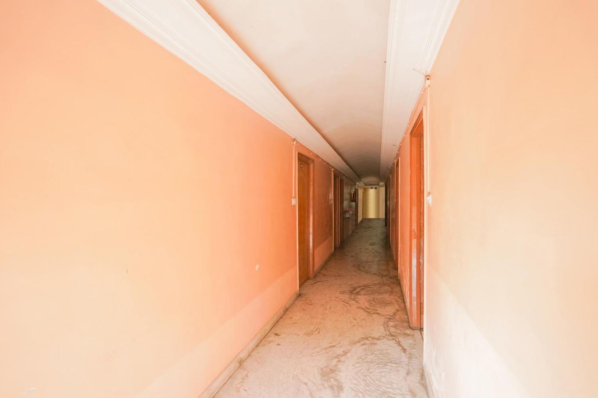 Hotel O Capital Raipur  Ngoại thất bức ảnh