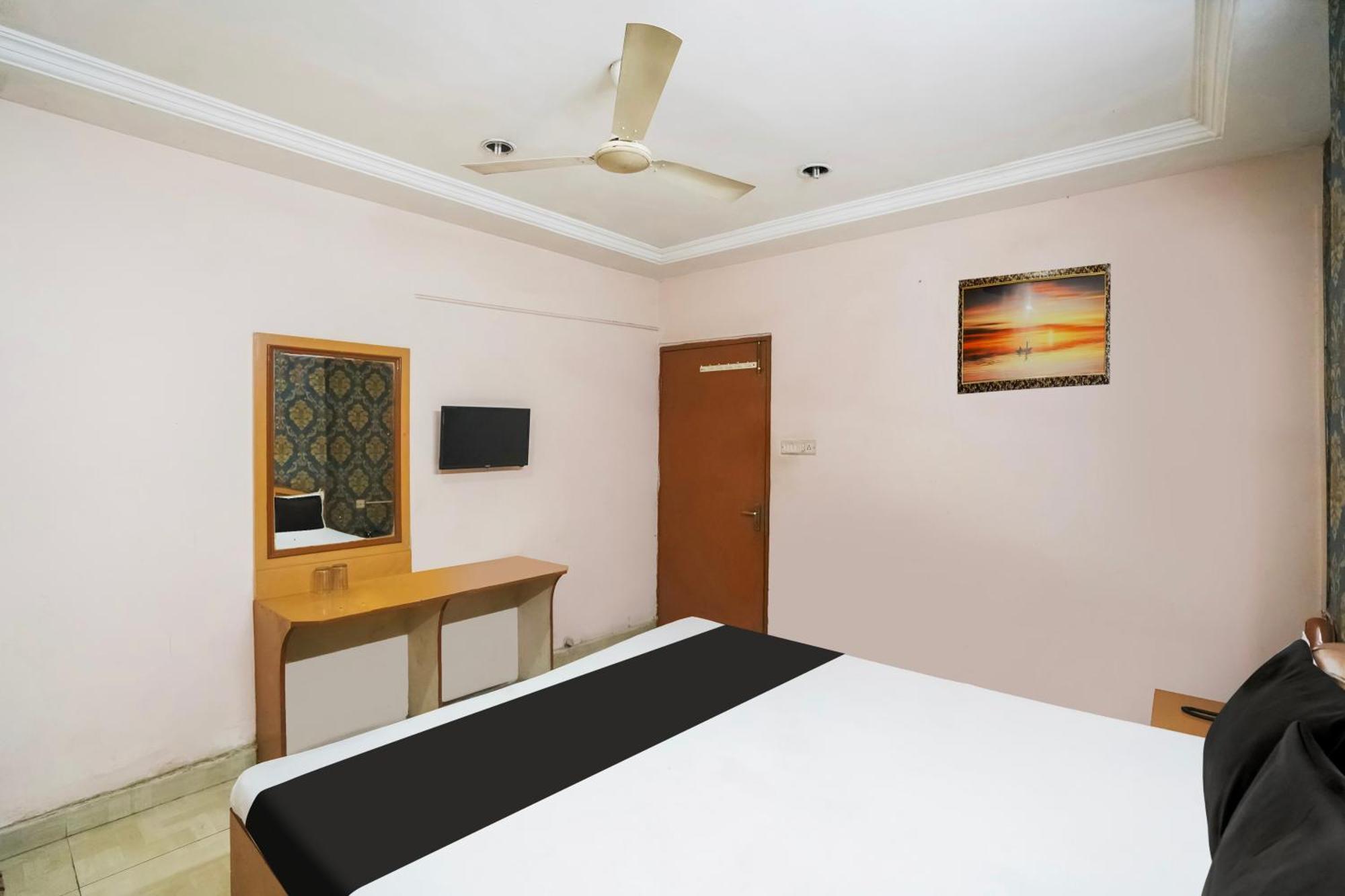 Hotel O Capital Raipur  Ngoại thất bức ảnh